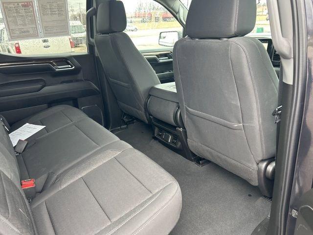 2024 GMC Sierra 1500 Vehicle Photo in MEDINA, OH 44256-9631