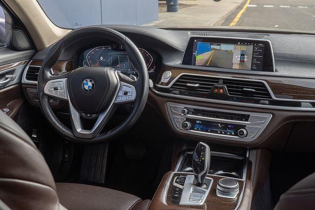2020 BMW 750i Vehicle Photo in DANBURY, CT 06810-5034
