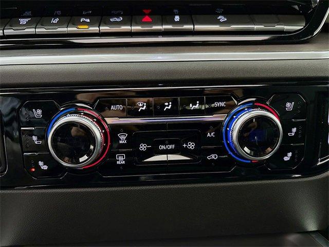 2025 GMC Sierra 3500 HD Vehicle Photo in PUYALLUP, WA 98371-4149
