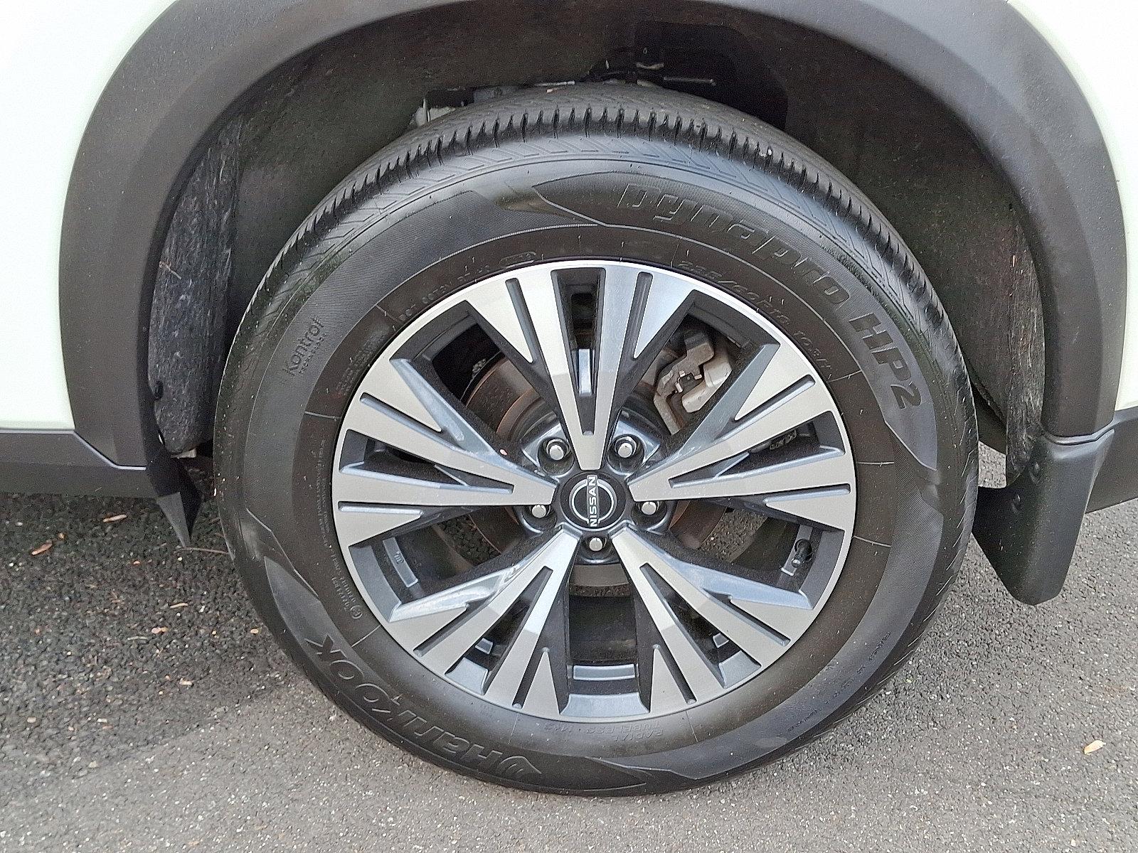 2023 Nissan Rogue Vehicle Photo in Jenkintown, PA 19046