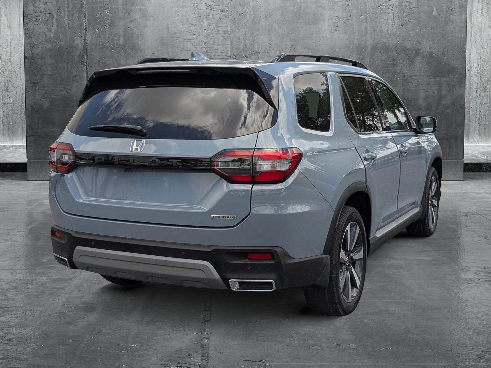 2023 Honda Pilot Vehicle Photo in Miami, FL 33015