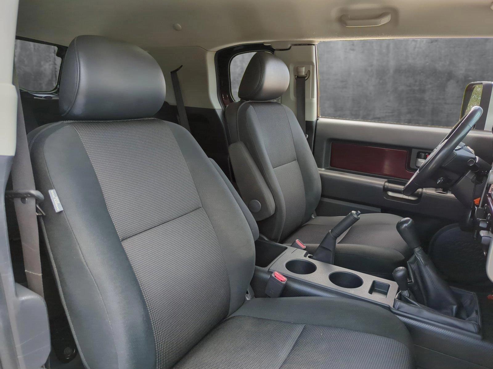 2007 Toyota FJ Cruiser Vehicle Photo in Margate, FL 33063