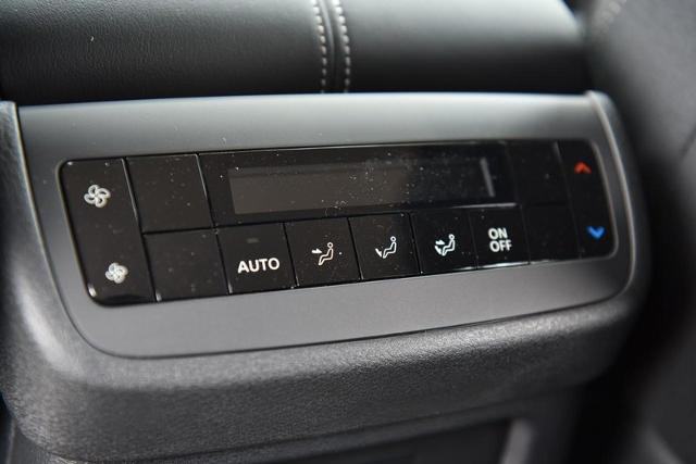 2025 Nissan Pathfinder Vehicle Photo in Ballwin, MO 63011