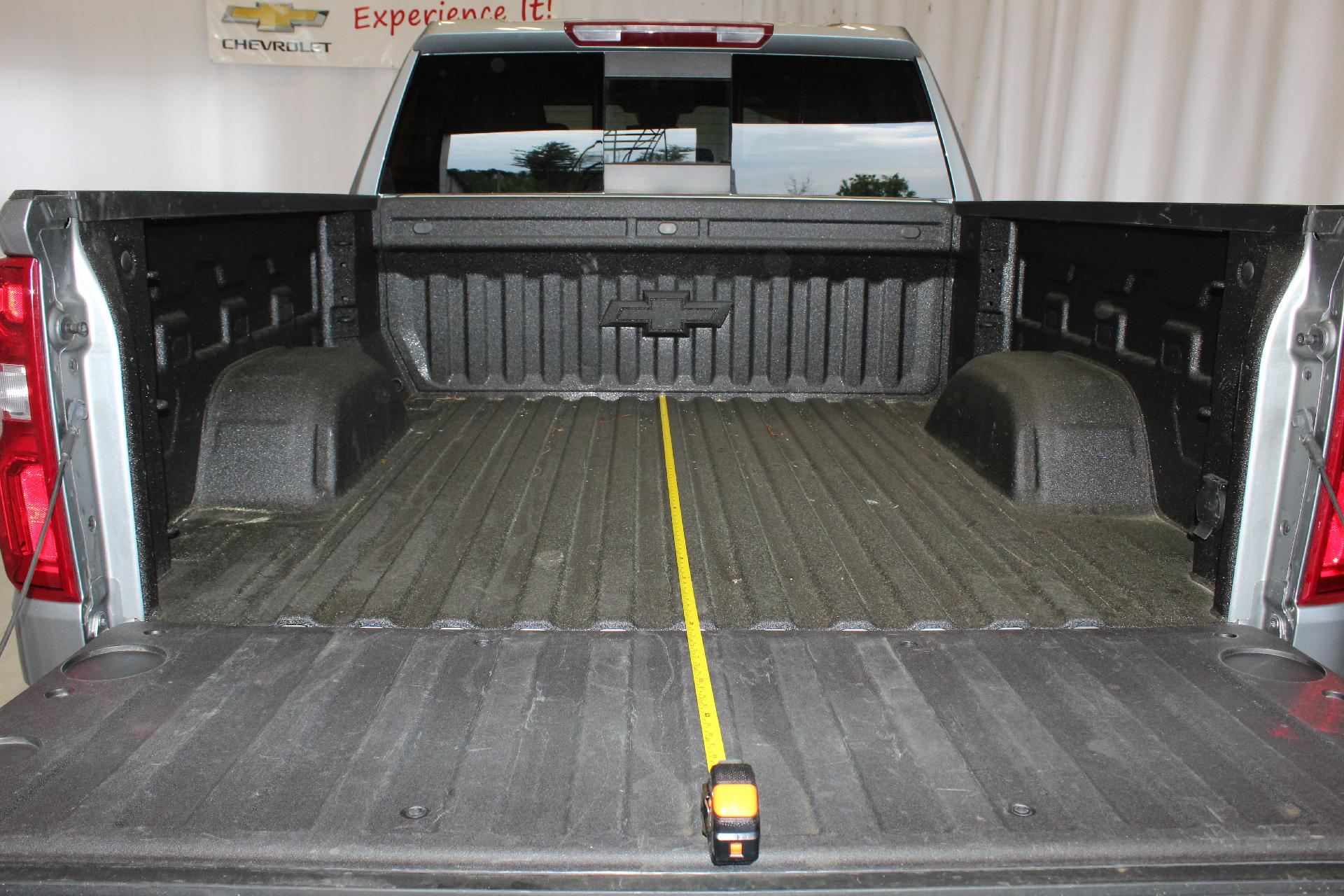 2023 Chevrolet Silverado 1500 Vehicle Photo in NORTHAMPTON, MA 01060-1120