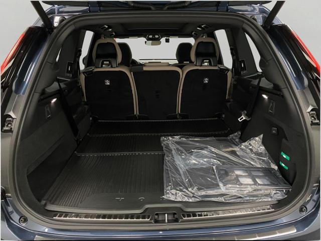 2025 Volvo XC90 Plug-In Hybrid Vehicle Photo in Appleton, WI 54913
