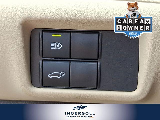 2020 Toyota Highlander Vehicle Photo in WATERTOWN, CT 06795-3318