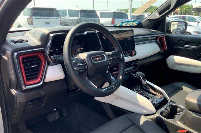 2023 GMC Canyon Vehicle Photo in INDEPENDENCE, MO 64055-1377