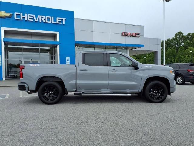2024 Chevrolet Silverado 1500 Vehicle Photo in EMPORIA, VA 23847-1235