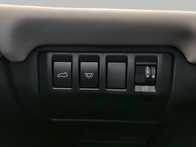 2025 Subaru Ascent Vehicle Photo in Green Bay, WI 54304