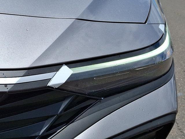 2025 Hyundai ELANTRA Hybrid Vehicle Photo in Philadelphia, PA 19116