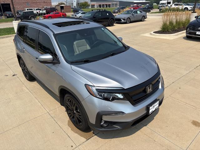 2022 Honda Pilot Vehicle Photo in Peoria, IL 61615