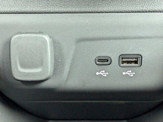 2025 Chevrolet Trailblazer Vehicle Photo in BRUNSWICK, GA 31525-1881