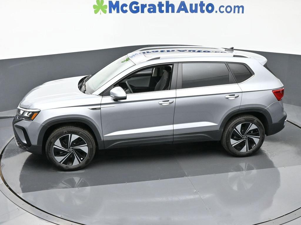2024 Volkswagen Taos Vehicle Photo in Marion, IA 52302