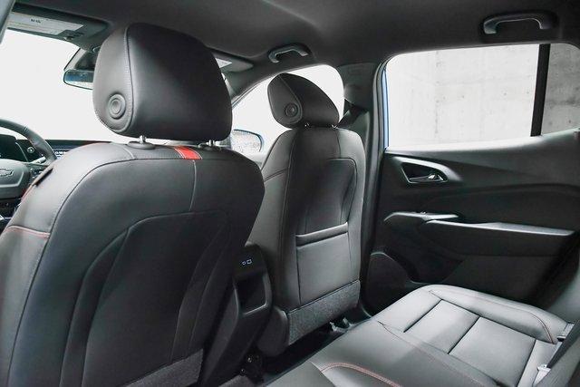 2025 Chevrolet Trax Vehicle Photo in EVERETT, WA 98203-5662