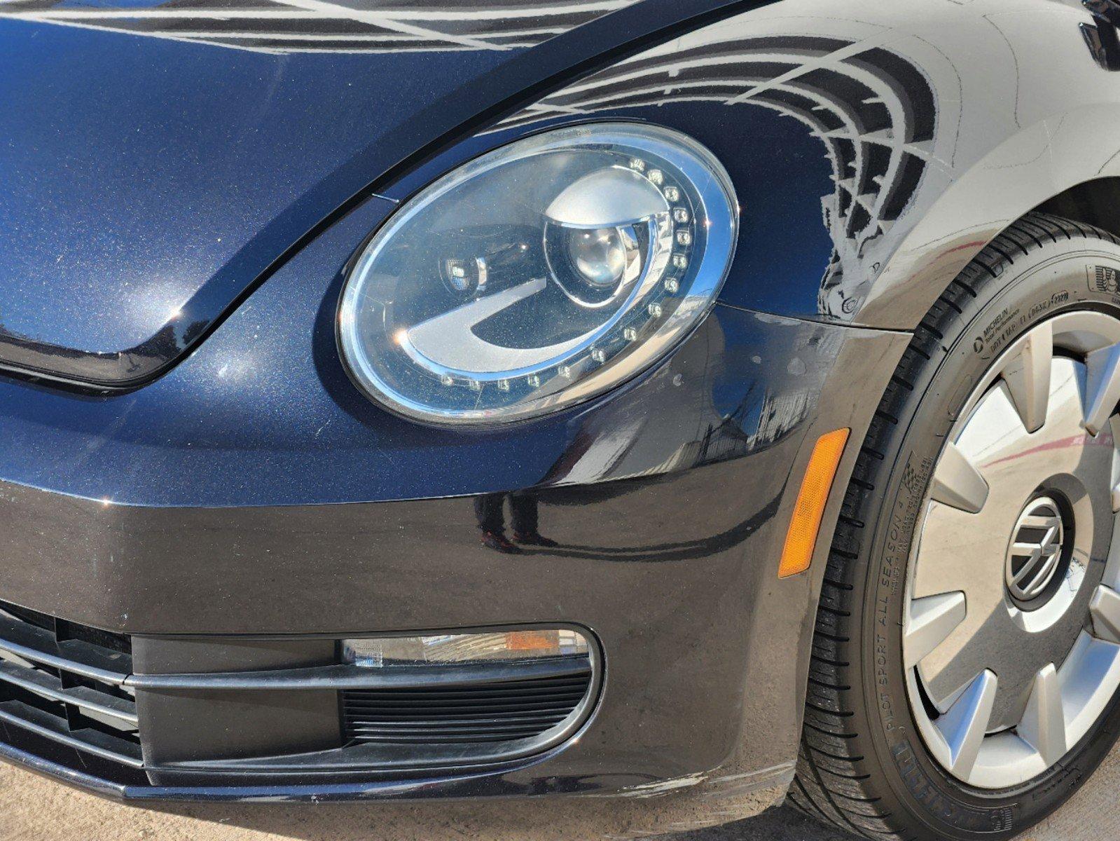 2013 Volkswagen Beetle Coupe Vehicle Photo in GRAPEVINE, TX 76051-8302