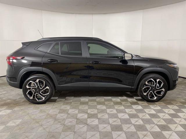 2025 Chevrolet Trax Vehicle Photo in PHOENIX, AZ 85014-3381