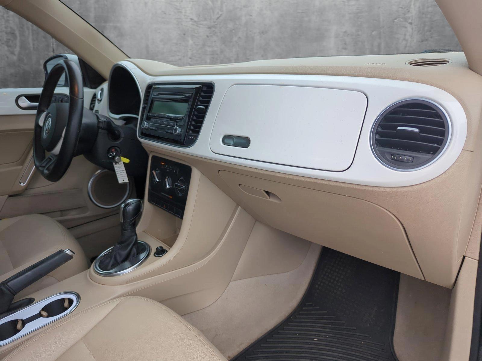 2013 Volkswagen Beetle Coupe Vehicle Photo in Memphis, TN 38125