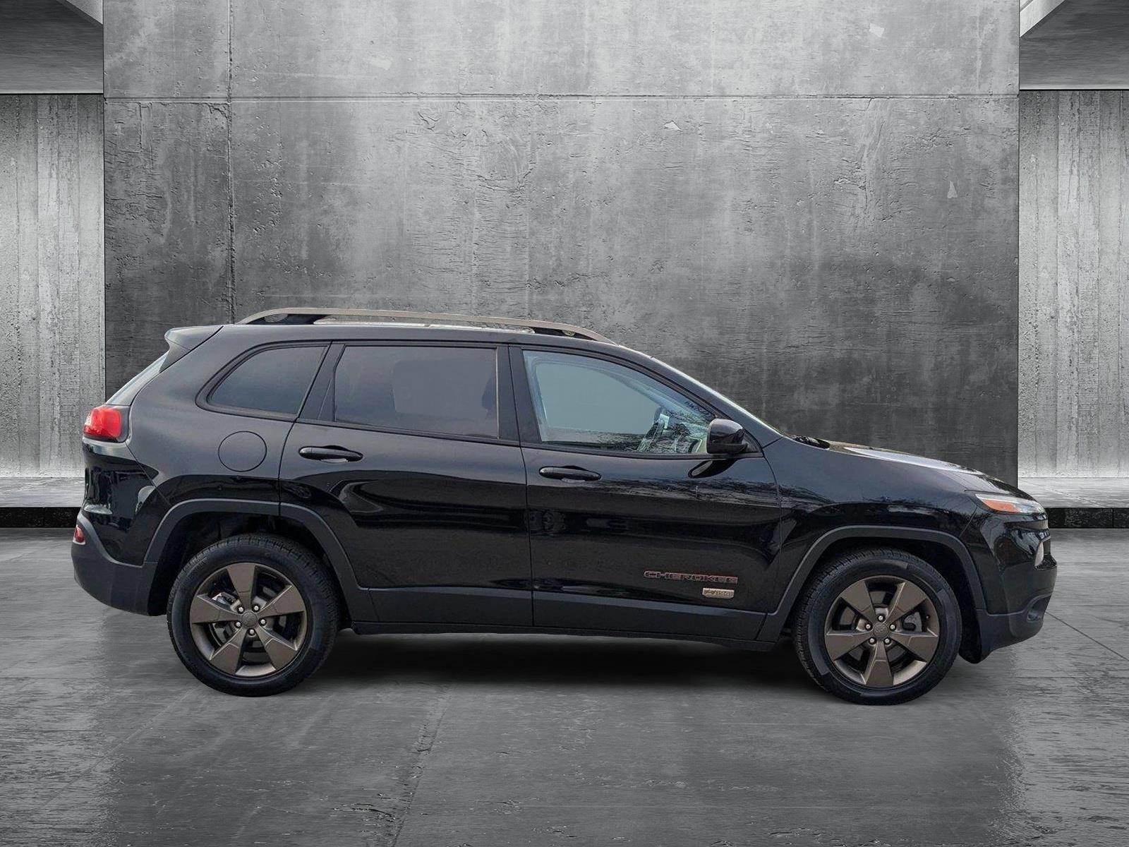 2017 Jeep Cherokee Vehicle Photo in Tampa, FL 33614