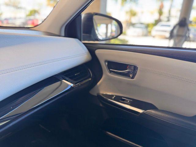 2015 Toyota Avalon Hybrid Vehicle Photo in DELRAY BEACH, FL 33483-3294