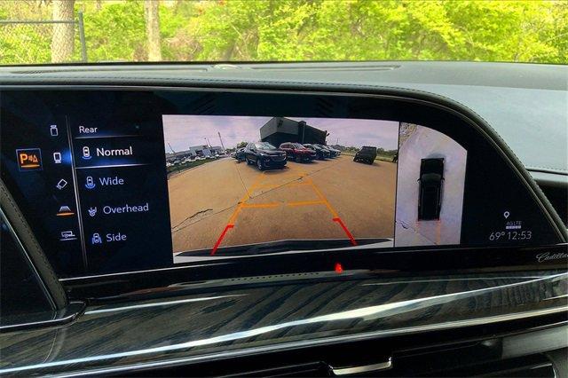 2024 Cadillac Escalade Vehicle Photo in KANSAS CITY, MO 64114-4545