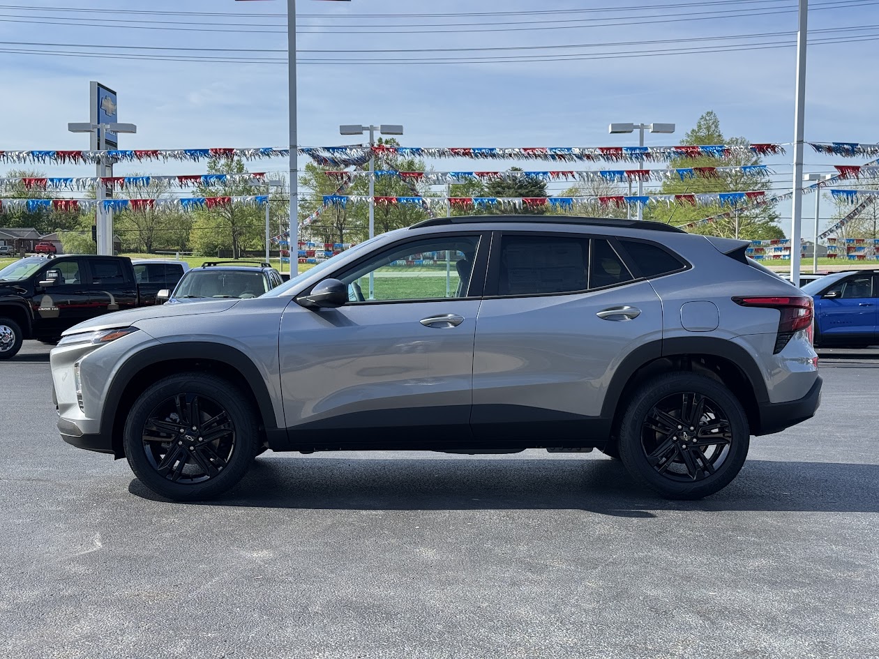 2025 Chevrolet Trax Vehicle Photo in BOONVILLE, IN 47601-9633