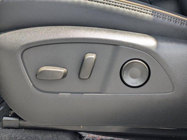 2025 Chevrolet Traverse Vehicle Photo in BRUNSWICK, GA 31525-1881