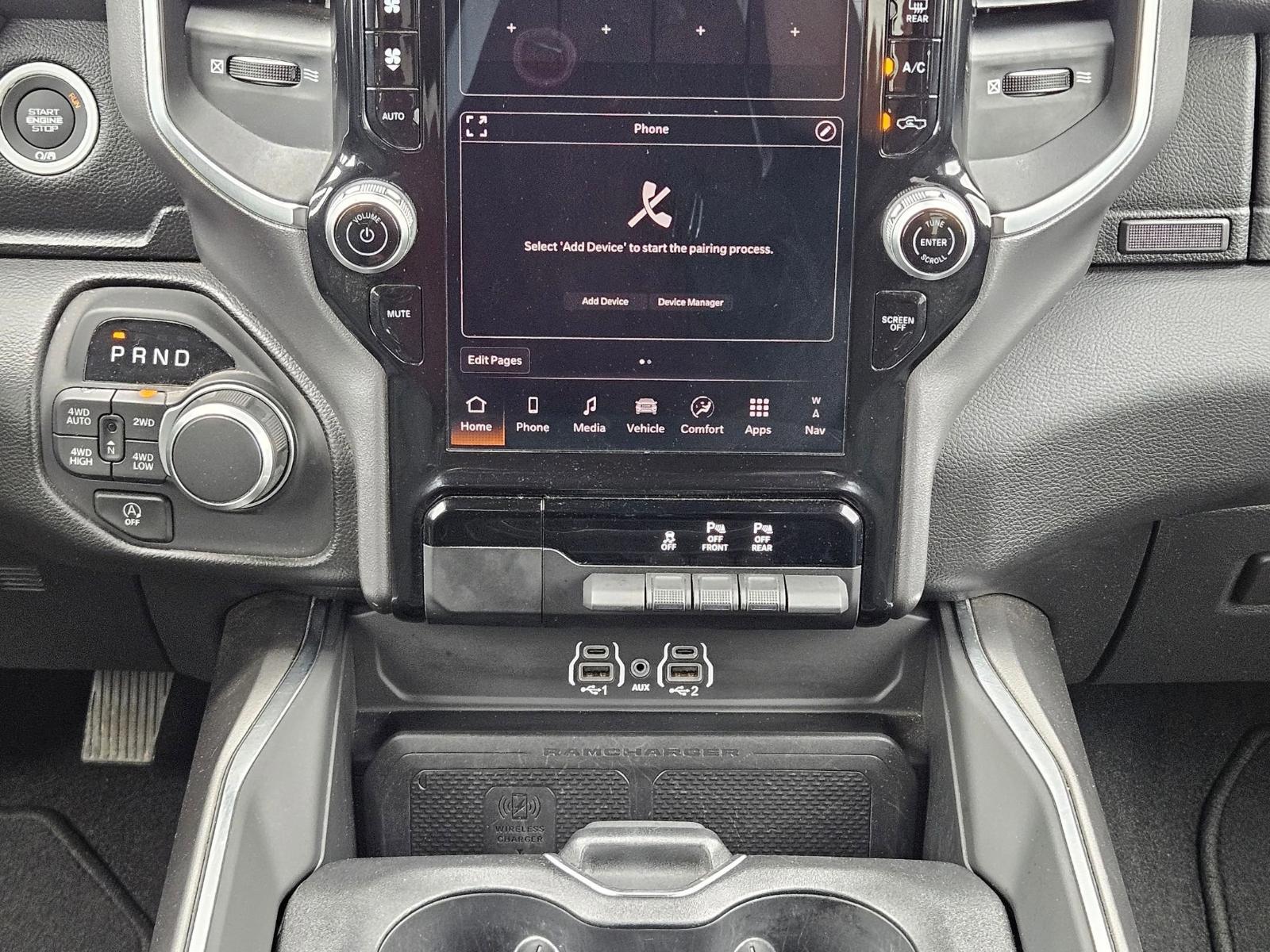 2025 Ram 1500 Vehicle Photo in Seguin, TX 78155