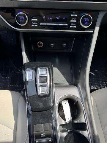 2023 Hyundai SONATA Vehicle Photo in Peoria, IL 61615