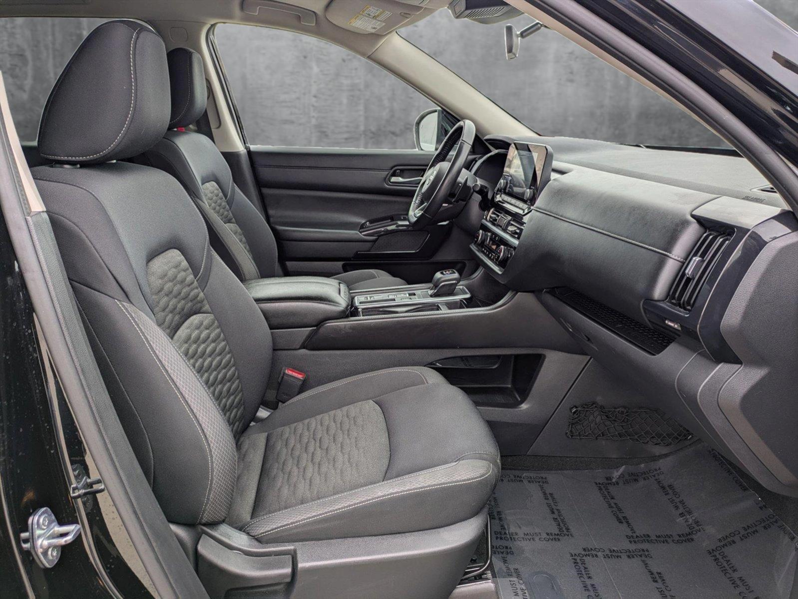 2022 Nissan Pathfinder Vehicle Photo in Tustin, CA 92782