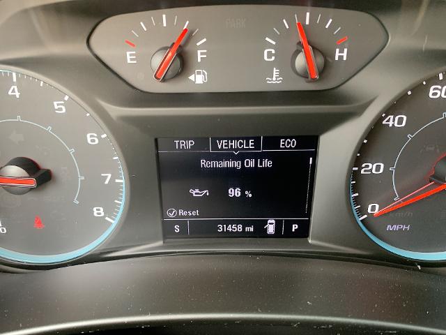 2022 Chevrolet Equinox Vehicle Photo in MOON TOWNSHIP, PA 15108-2571
