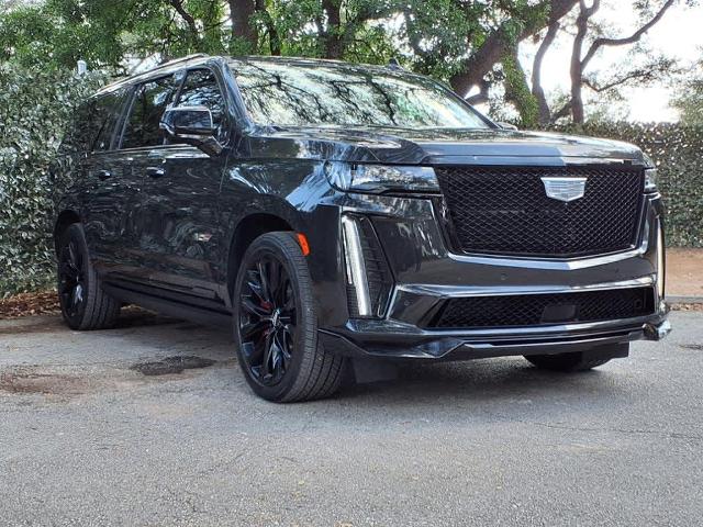 2024 Cadillac Escalade ESV Vehicle Photo in San Antonio, TX 78230-1001