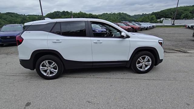 2024 GMC Terrain Vehicle Photo in Pleasant Hills, PA 15236