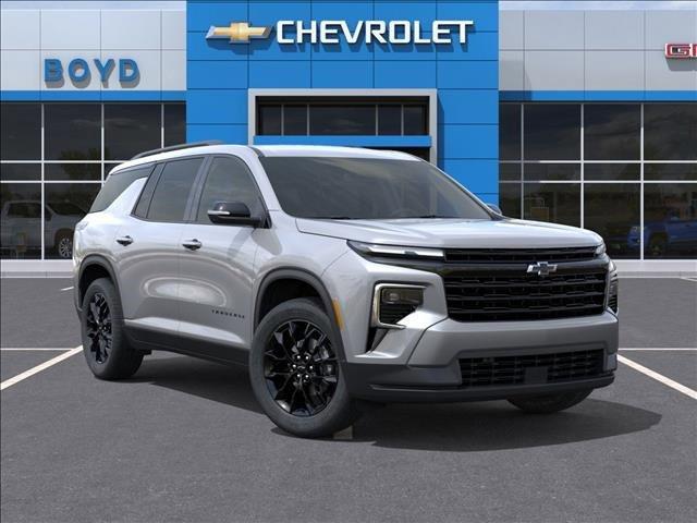 2025 Chevrolet Traverse Vehicle Photo in EMPORIA, VA 23847-1235