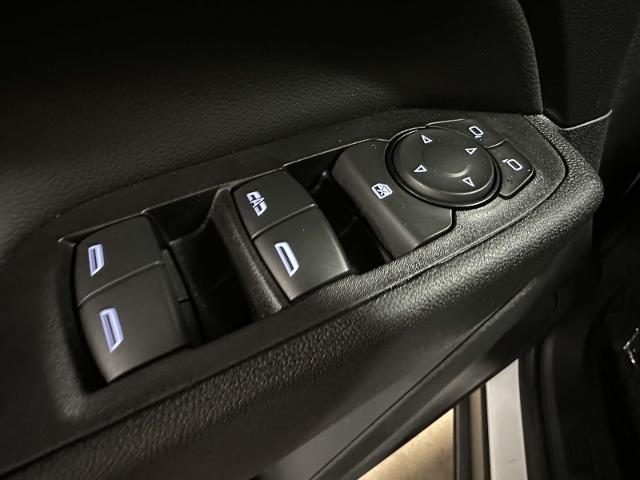 2023 Chevrolet Equinox Vehicle Photo in Roslyn, NY 11576