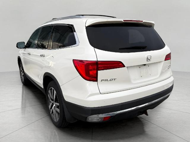 2018 Honda Pilot Vehicle Photo in Appleton, WI 54913