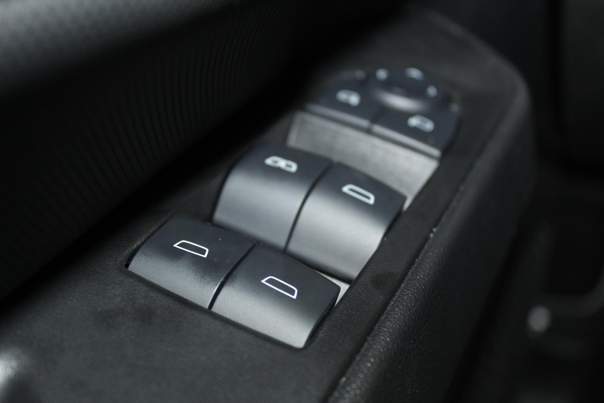 2025 Chevrolet Equinox EV Vehicle Photo in NORTHAMPTON, MA 01060-1120