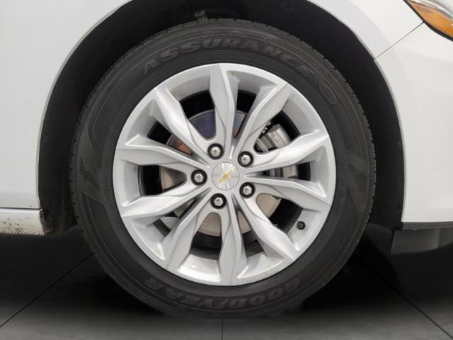 2024 Chevrolet Malibu Vehicle Photo in NEENAH, WI 54956-2243