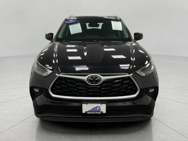 2023 Toyota Highlander Vehicle Photo in Appleton, WI 54913
