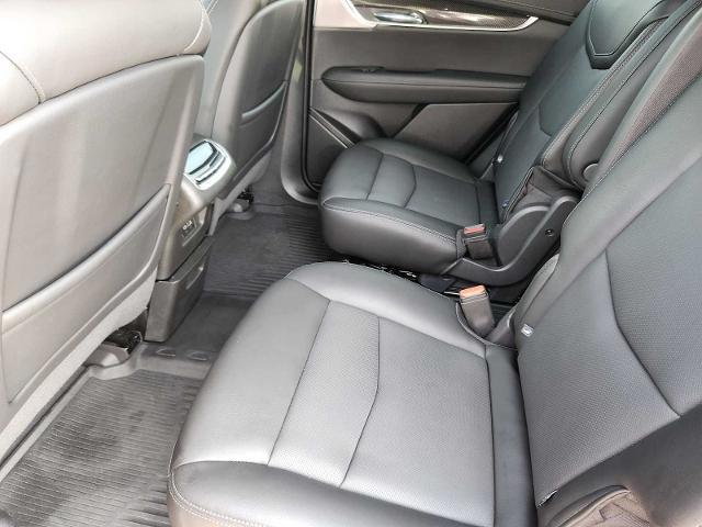 2024 Cadillac XT6 Vehicle Photo in DENTON, TX 76210-9321