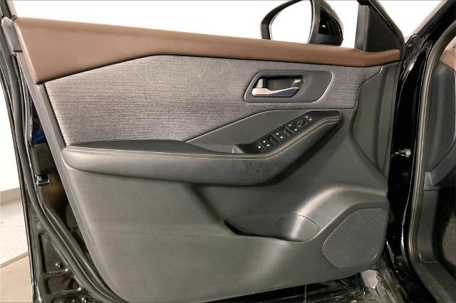 2023 Nissan Rogue Vehicle Photo in Lees Summit, MO 64086