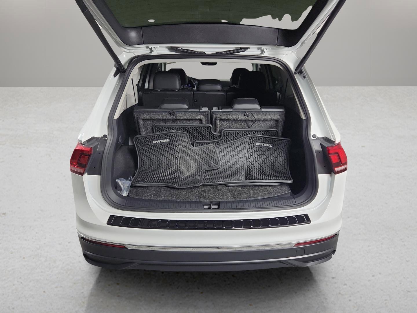 2023 Volkswagen Tiguan Vehicle Photo in Georgetown, TX 78626
