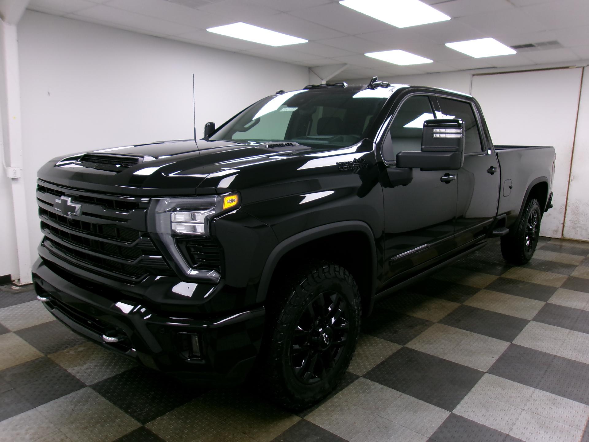 2026 Chevrolet Silverado 2500HD High Country Crew Cab 4WD