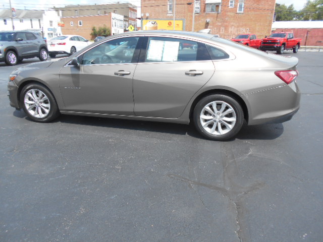 Used 2020 Chevrolet Malibu 1LT with VIN 1G1ZD5ST8LF034942 for sale in North Baltimore, OH