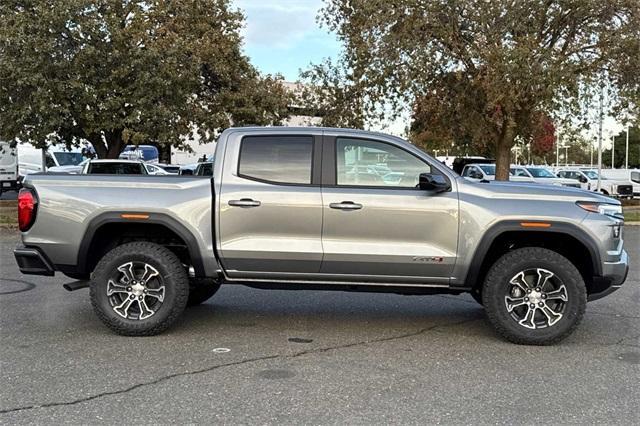 2024 GMC Canyon Vehicle Photo in ELK GROVE, CA 95757-8703