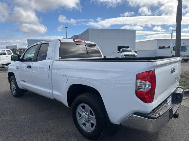 2018 Toyota Tundra 2WD Vehicle Photo in VENTURA, CA 93003-8585