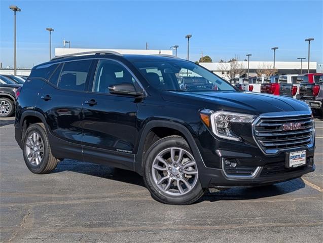 2024 GMC Terrain Vehicle Photo in AURORA, CO 80012-4011