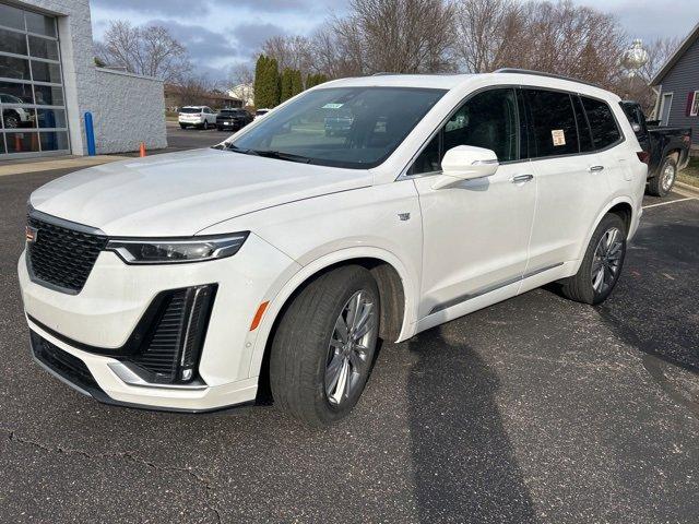 2024 Cadillac XT6 Vehicle Photo in SAUK CITY, WI 53583-1301