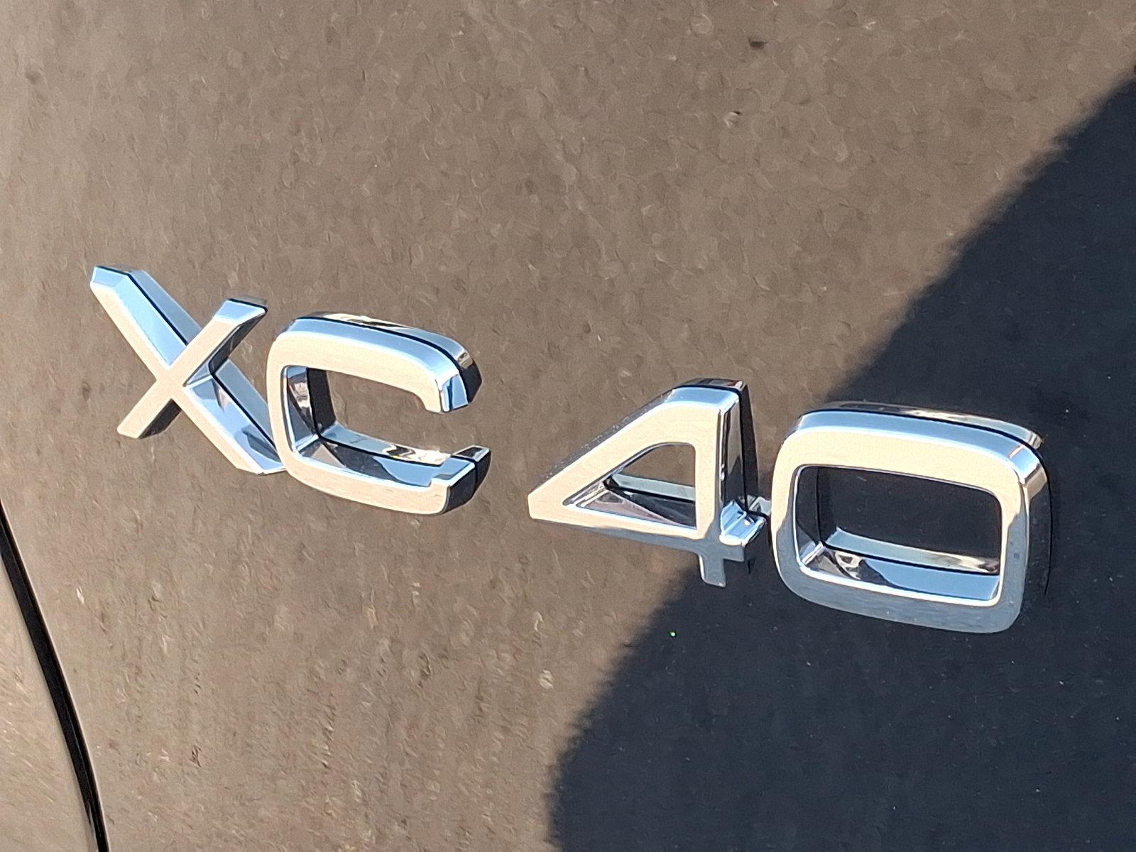 2025 Volvo XC40 Vehicle Photo in Trevose, PA 19053