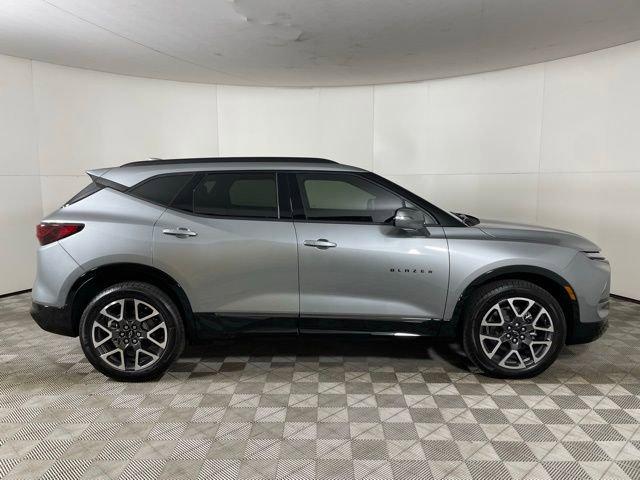 2025 Chevrolet Blazer Vehicle Photo in PHOENIX, AZ 85014-3381