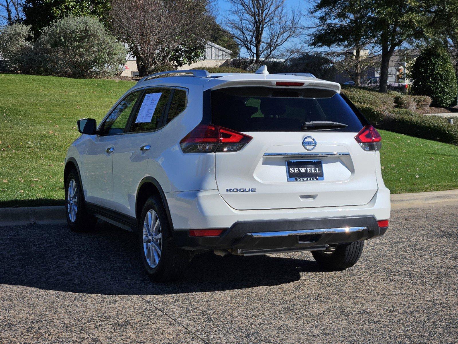 2017 Nissan Rogue Vehicle Photo in FORT WORTH, TX 76132